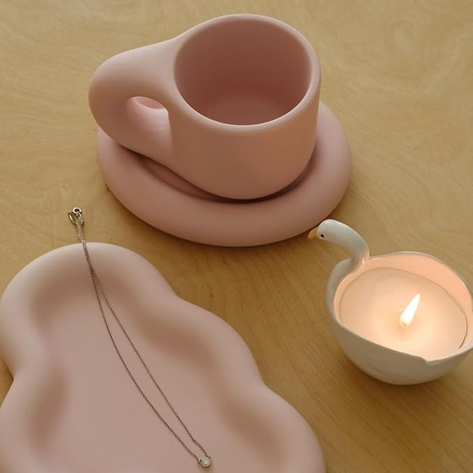 WENSHUO Chubby Funny Coffee Mug, Novelty Cute Cup and Saucer, Matte Crème, 9 oz (Matte Soft Pink)