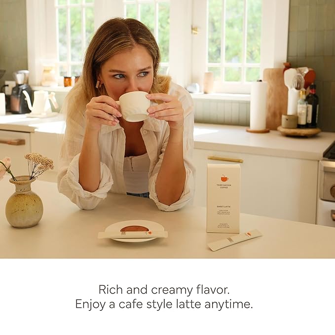 Saccha Coffee Zero Sugar Korean Instant Coffee Mix– First Grade Milk, Medium Roast Sweet Latte, 10 Sticks, Diet-Friendly, No Cholesterol, All-in-One Mix (10 Sachets)